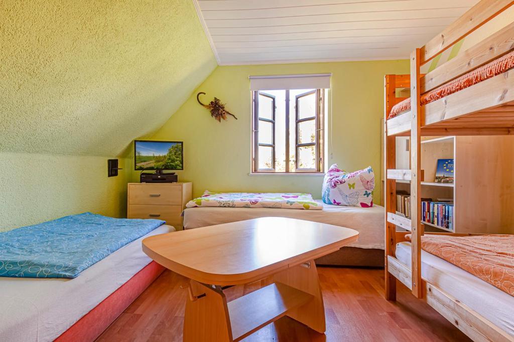 Ferienwohnung Am Walnussbaum Parchtitz Exterior foto